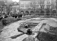 obrázek k akci Pražská archeologie - přednáškový cyklus: Život a smrt na Loretánském náměstí